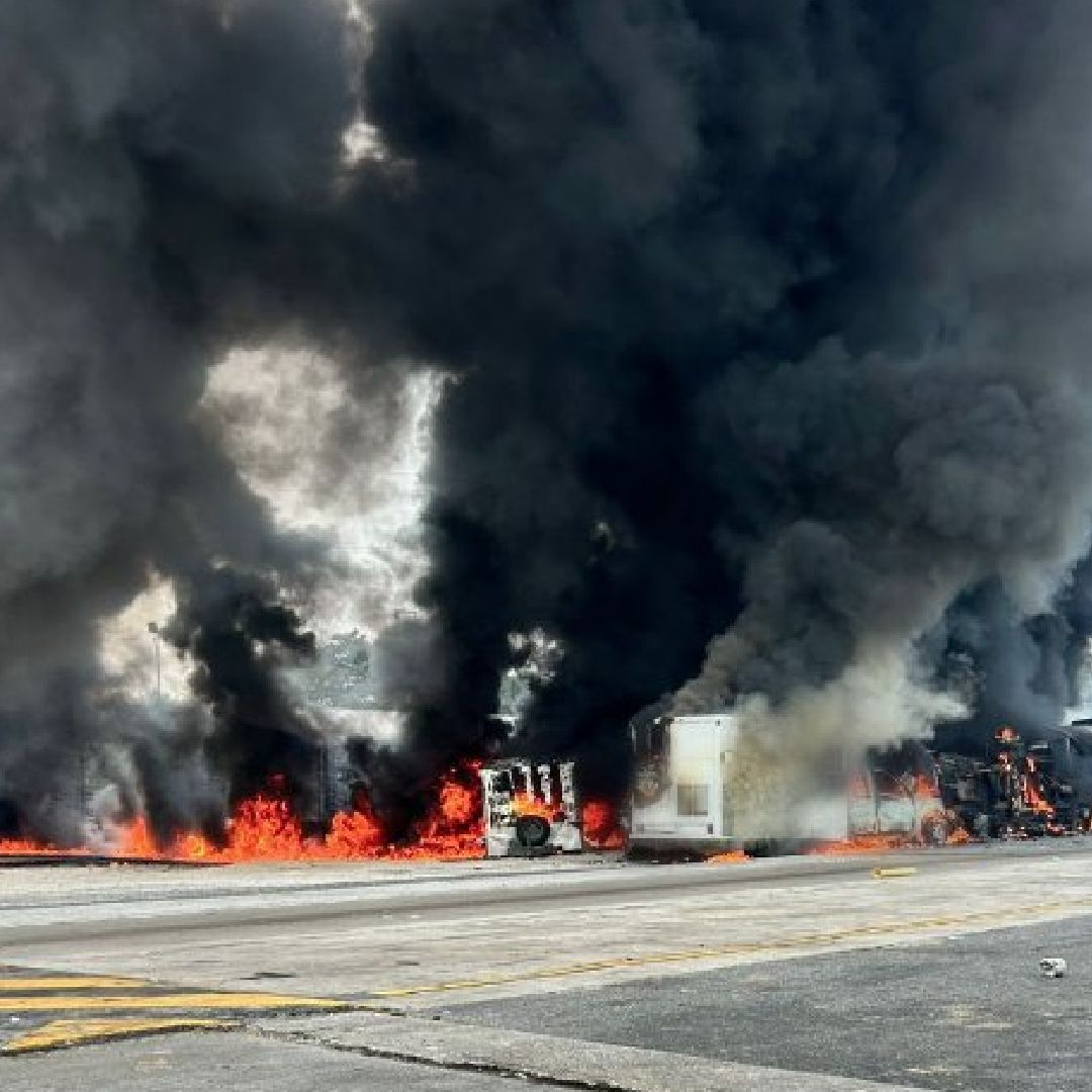 En Tabasco se registra cierre parcial de circulación. Foto: Guardia Nacional